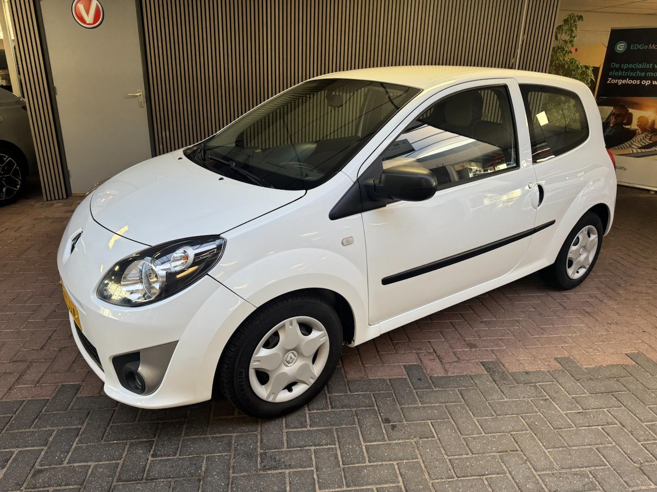 Renault Twingo - 1.2-16V Authentique 1.2-16V Authentique - AutoWereld.nl
