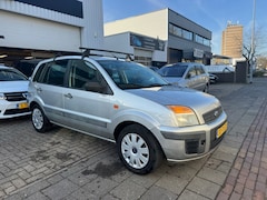 Ford Fusion - 1.4-16V Champion