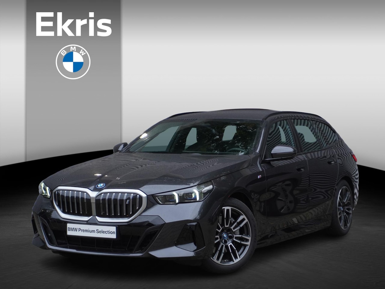 BMW i5 Touring - eDrive40 M Sportpakket | Trekhaak met elektrisch wegklapbare kogel | Driving Assistant Plu - AutoWereld.nl