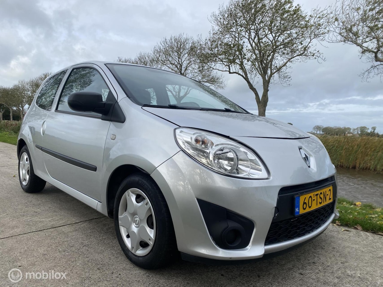 Renault Twingo - 1.2-16V Authentique 1.2 16V Authentique - AutoWereld.nl