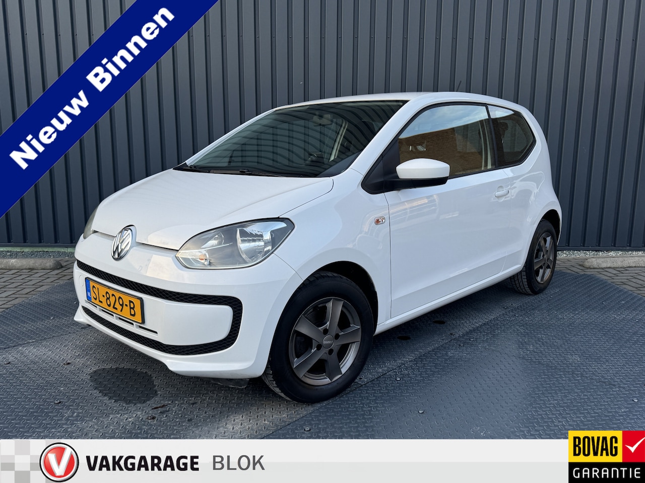 Volkswagen Up! - 1.0 move up! BlueMotion | Navi | Bluetooth | Airco | Lm-velgen | Prijs Rijklaar!! - AutoWereld.nl