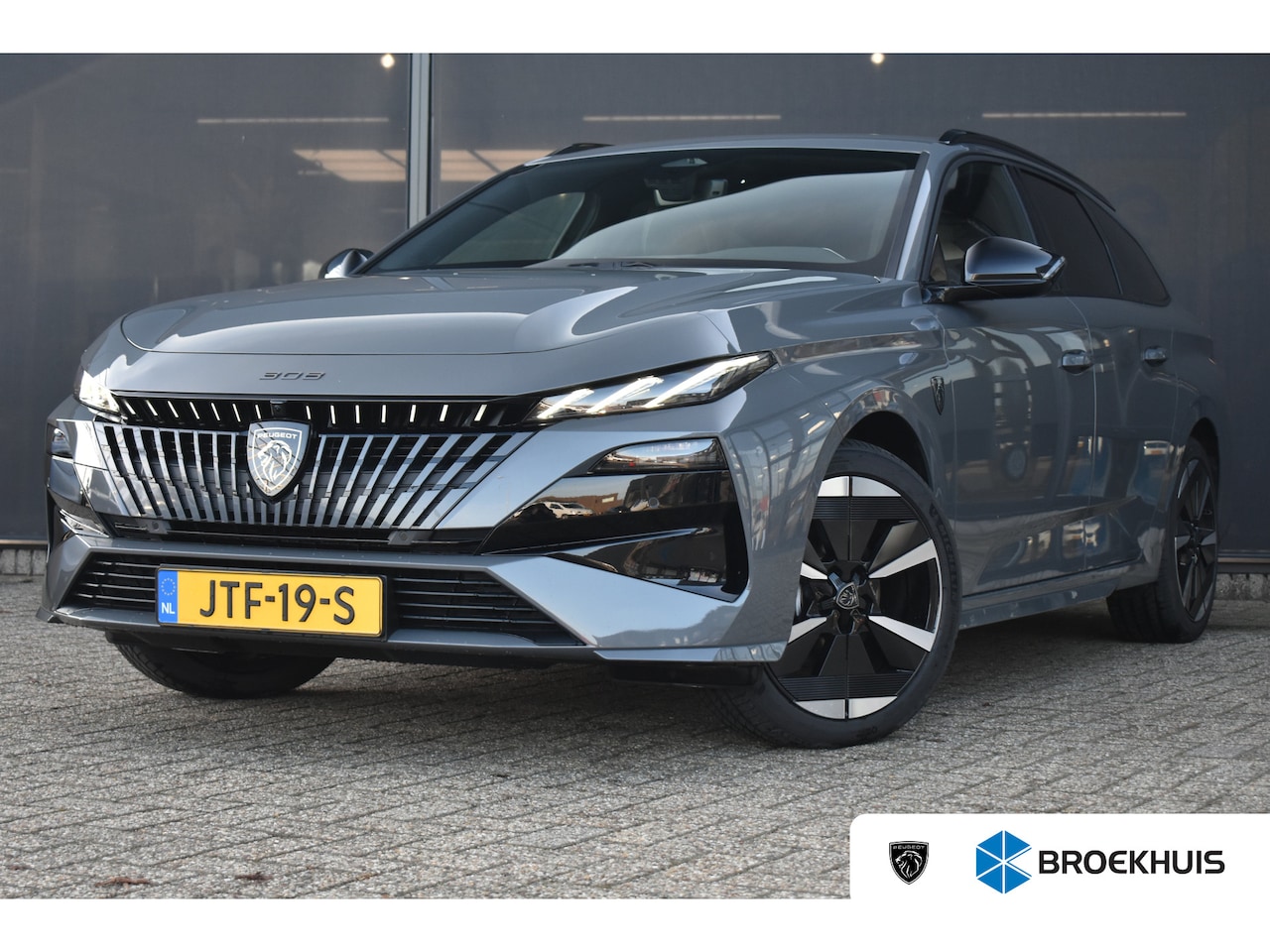 Peugeot e-308 SW - GT 54 kWh Demo-Deal! | Warmtepomp | Alcantara | Massage | Elektr. Stoelen | Elektr. Achter - AutoWereld.nl
