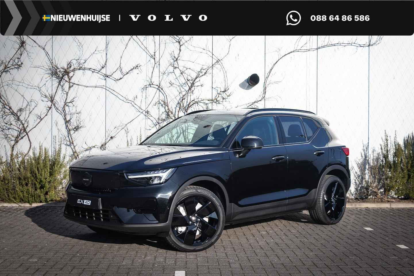 Volvo EX40 - Single Motor Extended Range Ultra Black Ed. 82 kWh | Adaptieve Cruise Control | Schuif -/ - AutoWereld.nl