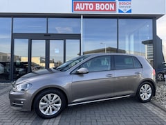 Volkswagen Golf - 1.0 TSI 116PK BUSINESS EDITION P-CAM/ NAVI/CLIMA/2XPDC/S&S/MEDIA/LMV/SPORTZETELS/TREKHAAK
