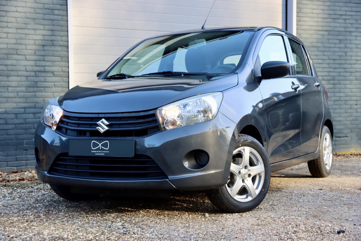 Suzuki Celerio - 1.0 Comfort AUTOMAAT | AIRCO | BLUETOOTH | TREKHAAK - AutoWereld.nl