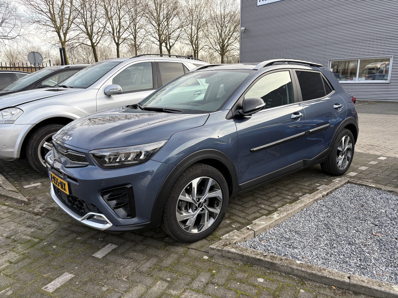 Kia Stonic - 1.0 T-GDi MHEV GT-PlusLine info Roel 0492-588951 1e eigenaar // GT Plus // SchuifDak // Do - AutoWereld.nl