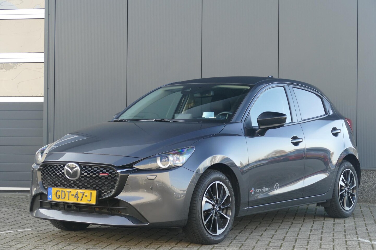 Mazda 2 - 1.5 e-SkyActiv-G 90 Homura Aka 1.5 e-SkyActiv-G 90 Homura Aka D.A Pack - AutoWereld.nl