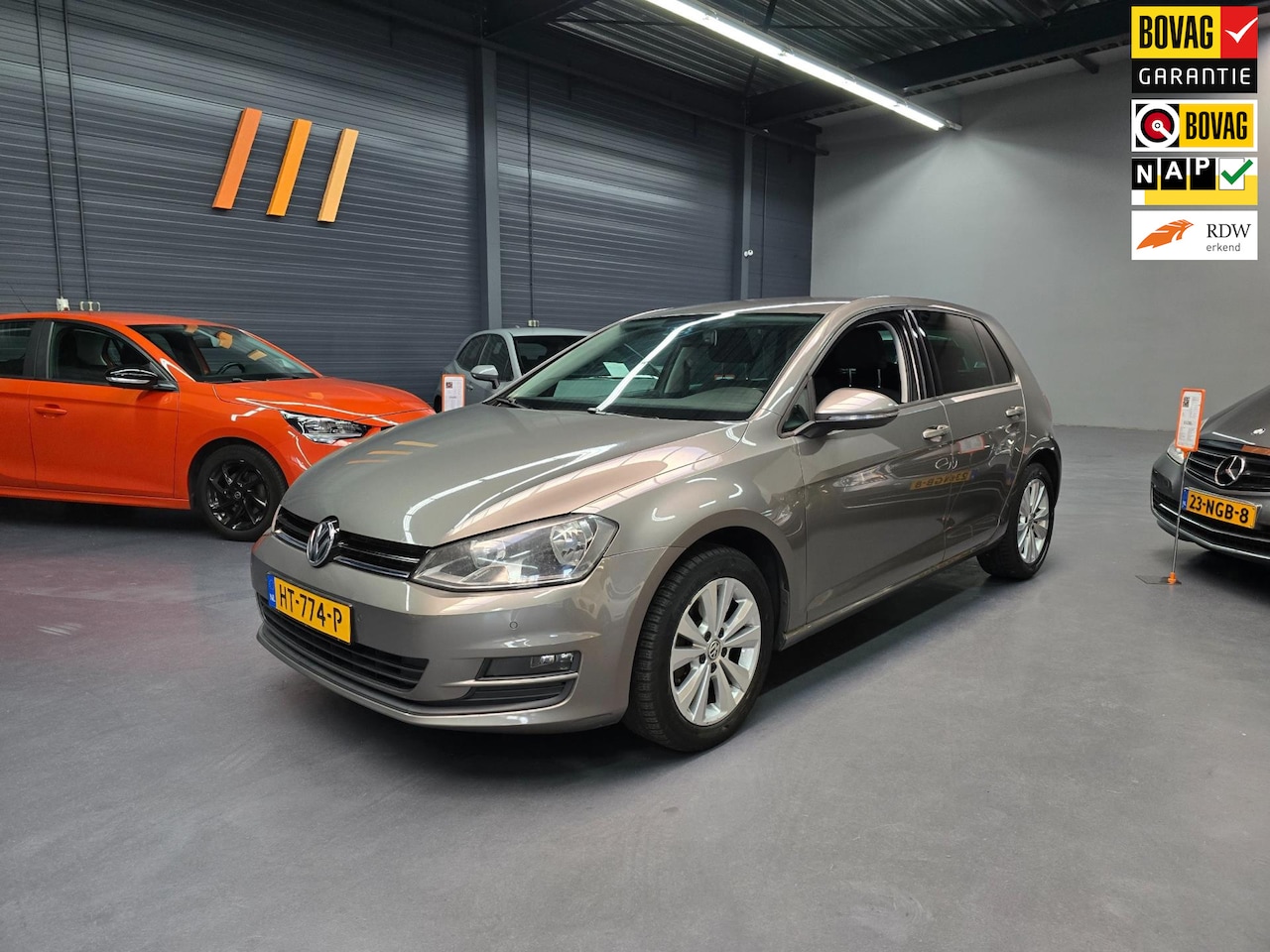 Volkswagen Golf - 1.6 TDI Comfortline 1E EIGENAAR AUTOMAAT NAP NL AUTO - AutoWereld.nl