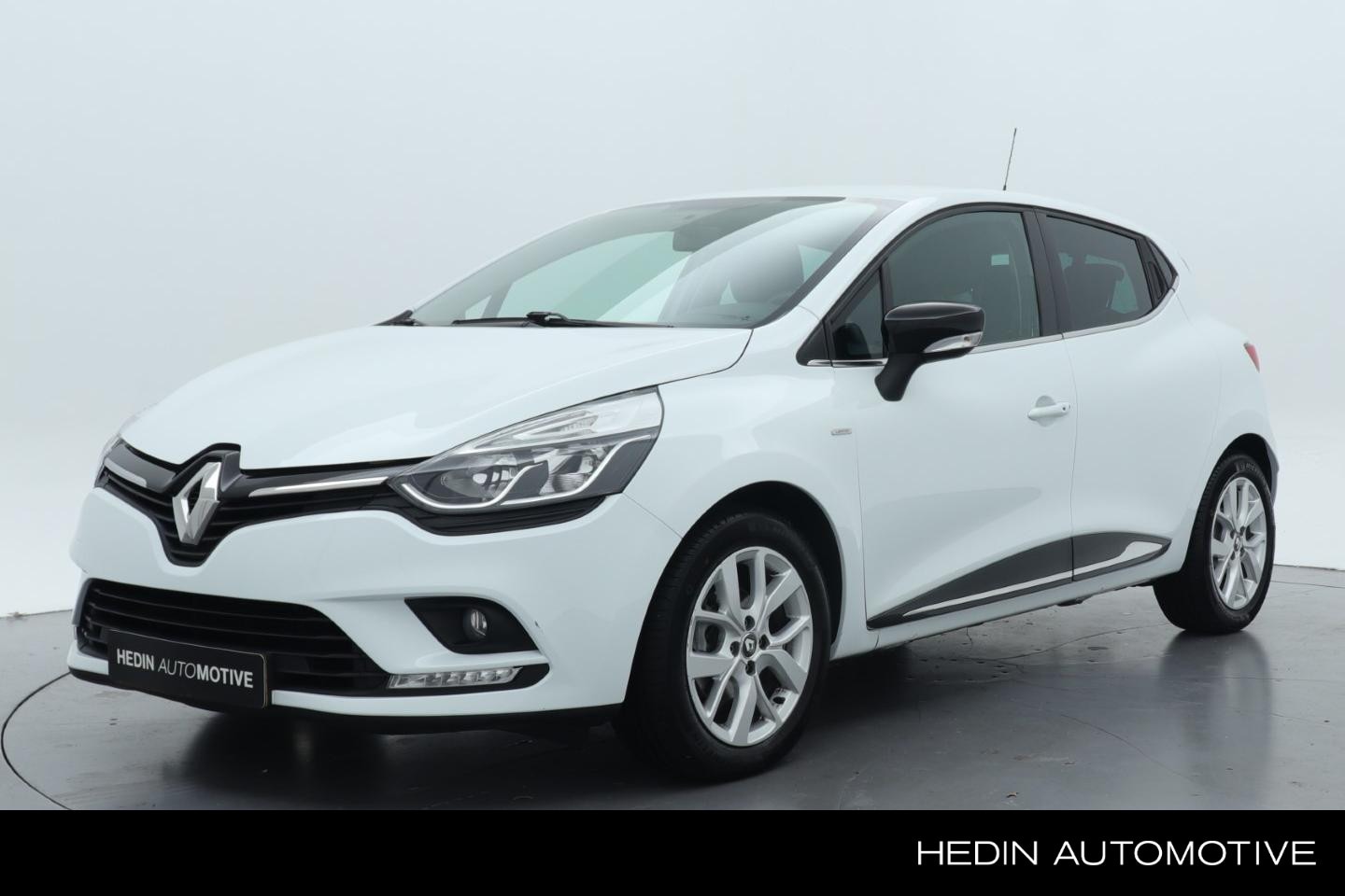 Renault Clio - TCe 90 Limited | Trekhaak - AutoWereld.nl