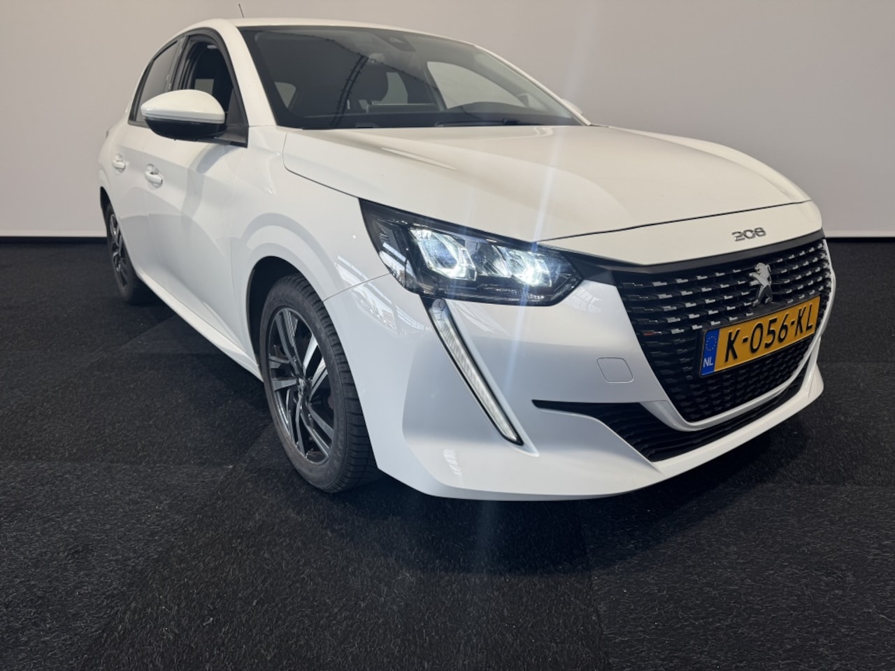 Peugeot 208 - 1.2 PT BL Allure 100 PK Navigatie digitaal dashbord - AutoWereld.nl