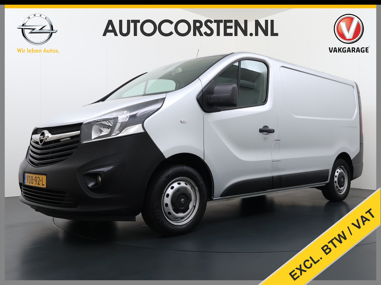Opel Vivaro - 1.6CDTI 126PK L1H1 Trekhaak Navi Camera Cruise Control DAB Euro 6 Edition Betonplex vloer - AutoWereld.nl