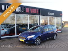 Ford Focus Wagon - 1.0 Trend Edition Airco/Cruise/Navi/Trekhaak
