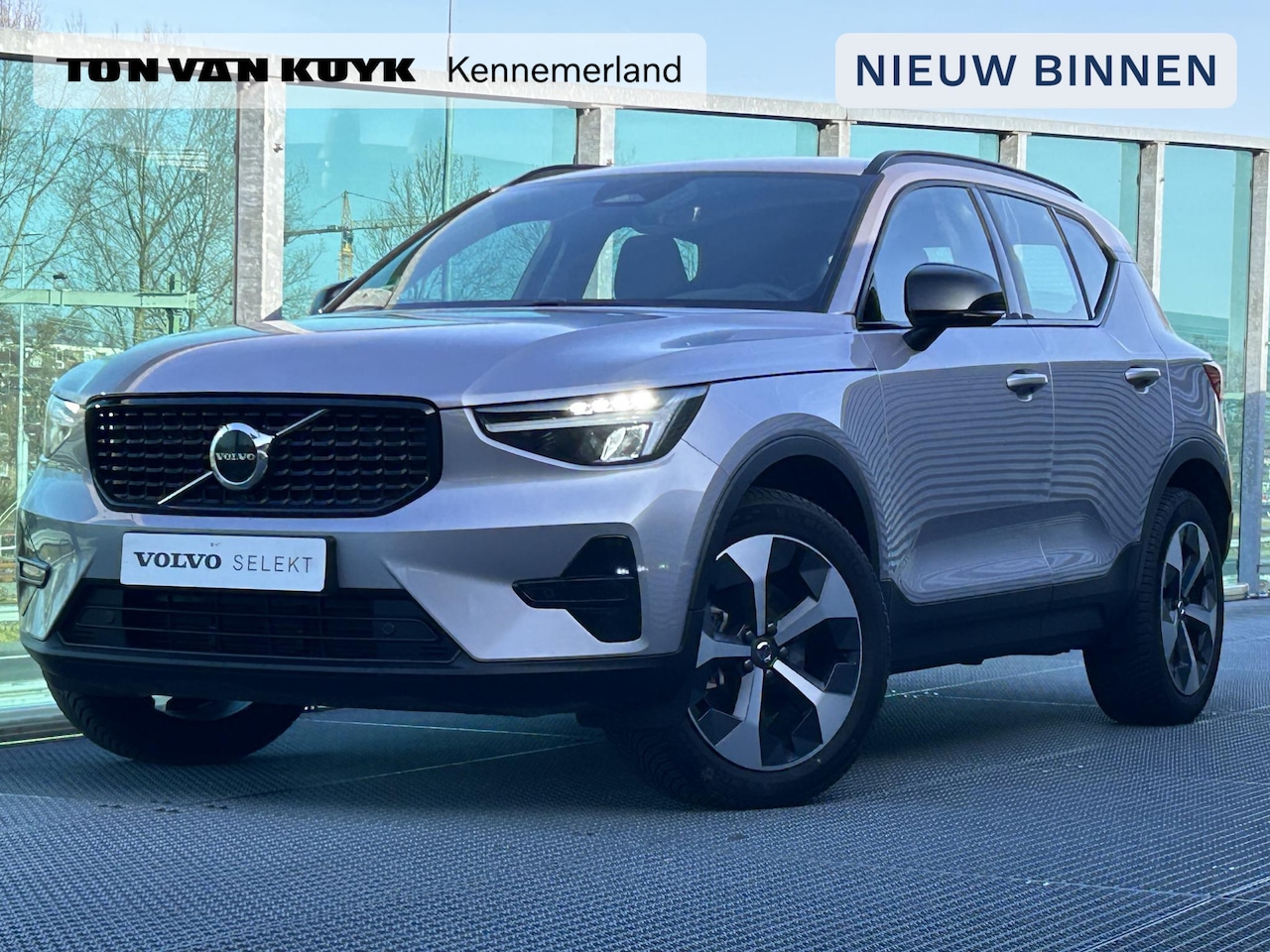 Volvo XC40 - 2.0 B4 Plus Dark Mild hybrid, Trekhaak, Automaat, Driver assist, BLIS, Adaptive cruise con - AutoWereld.nl