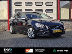 Volvo V60 - 1.6 T4F R-Design Automaat Pano/Navi/Leer/Trekhaak