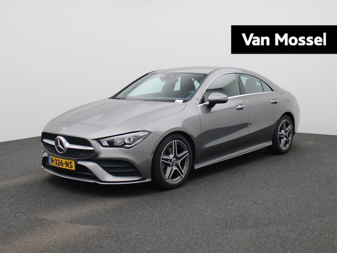 Mercedes-Benz CLA-Klasse - 180 Business Solution AMG | Automaat | Achteruitrijcamera | Parkeersensoren | Stoelverwarm - AutoWereld.nl
