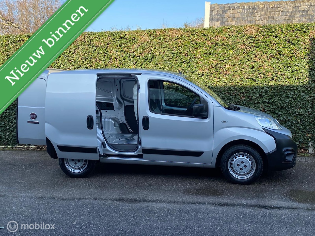 Fiat Fiorino - 1.4 Benzine Airco Navi Slechts 20 dkm Uniek !! - AutoWereld.nl