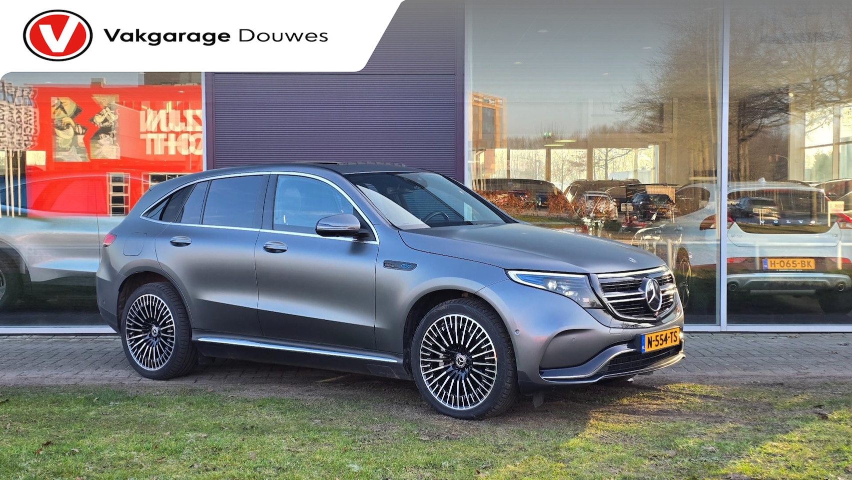 Mercedes-Benz EQC - 400 4MATIC Premium Plus 80 kWh|Pano|Burmester|Massage|Trekhaak| - AutoWereld.nl
