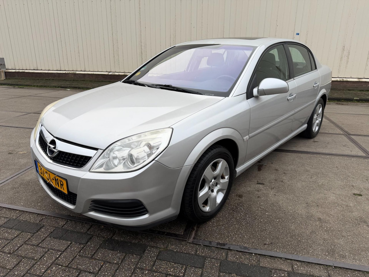 Opel Vectra - 1.8-16V Comfort airco - AutoWereld.nl