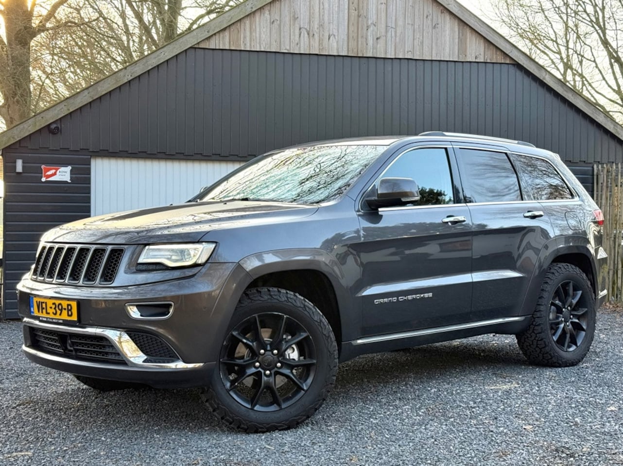 Jeep Grand Cherokee - 3.0 CRD Summit 4x4 Euro 5 Grijskenteken - AutoWereld.nl