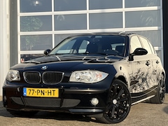 BMW 1-serie - 116i Essential 116pk | Airco automatisch | Cruise control | Elektrische ramen voor | Licht