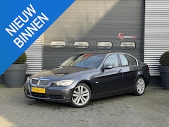 BMW 3-serie - 320i Dynamic Executive | Navigatie | Climate Control | Lichtmetalen Velgen | Trekhaak |