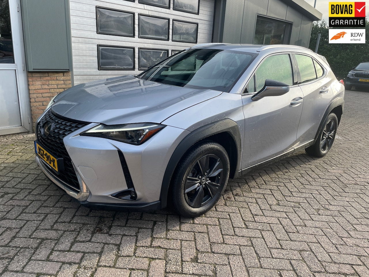 Lexus UX - 250h Urban - AutoWereld.nl