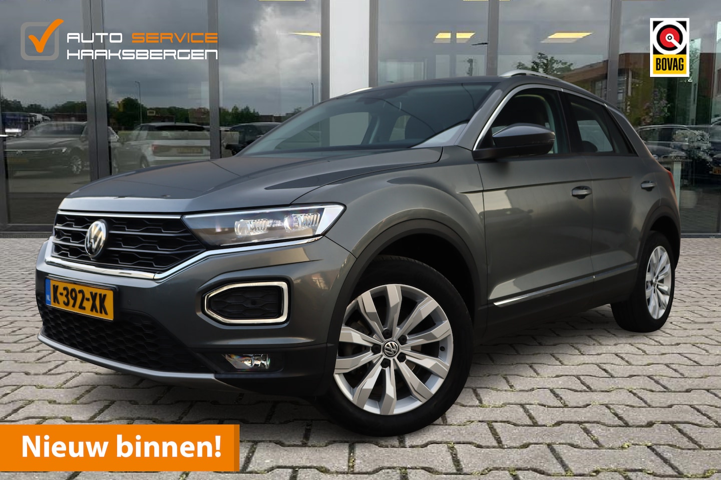 Volkswagen T-Roc - 1.5 TSI Sport | ACC | Camera | Trekhaak | - AutoWereld.nl