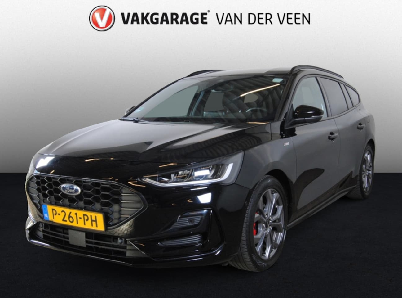 Ford Focus Wagon - 1.0 EBH ST Line Hybrid | Apple Carplay | Winterpakket | Cruise - AutoWereld.nl