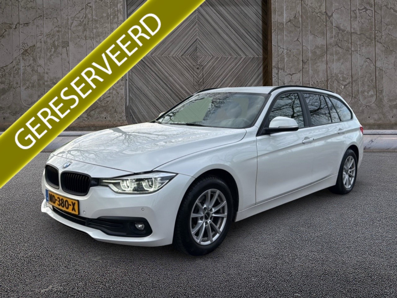 BMW 3-serie Touring - 318d Corporate Lease Sport 318d Corporate Lease Sport - AutoWereld.nl
