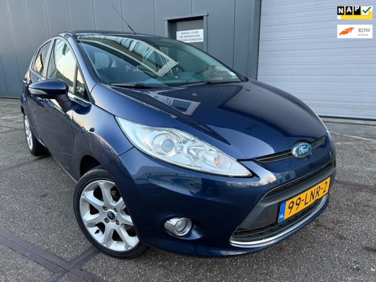 Ford Fiesta - 1.25 Titanium| NAP | AIRCO | NW DISTRIBUTIE RIEM | - AutoWereld.nl