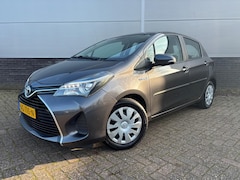 Toyota Yaris - 1.5 Hybrid Business Plus Apple Carplay / Android Auto