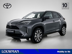 Toyota Yaris Cross - 1.5 Hybrid 115 First Edition | BTW Voertuig | Stuur en stoelverwarming | Parkeersensoren v