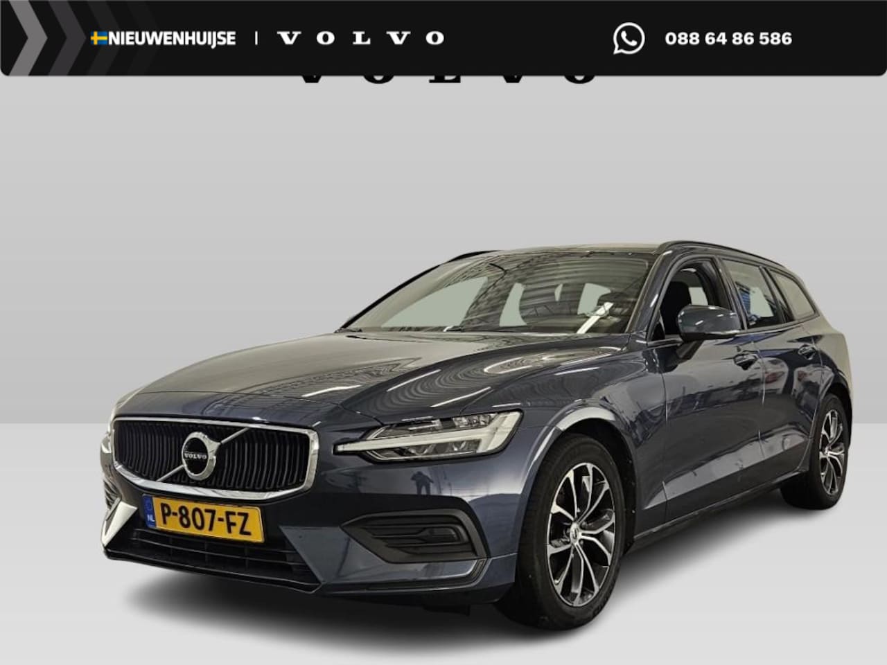 Volvo V60 - 2.0 B3 Essential Edition | Cruise Control | Navigatie | Apple CarPlay & Android Auto | Par - AutoWereld.nl