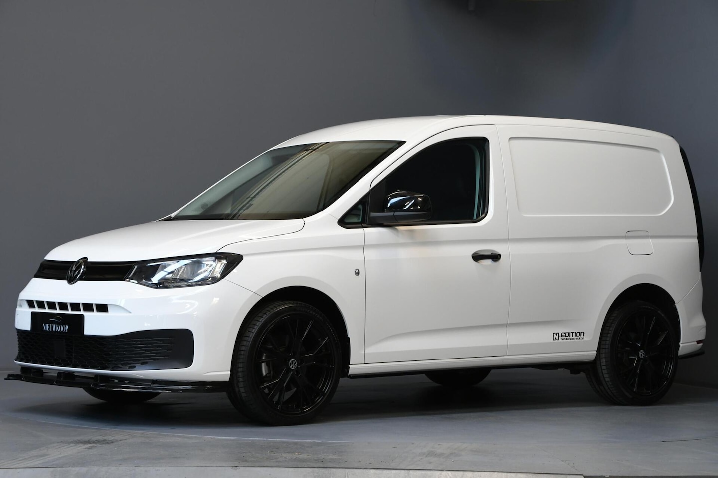 Volkswagen Caddy Cargo - 1.5 TSI N-EDITION | DAB | LEDER | CRUISE - AutoWereld.nl