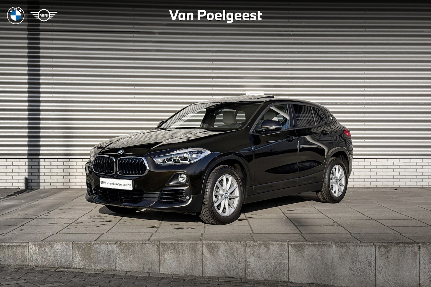 BMW X2 - sDrive18i High Executive / Achteruitrijcamera / Panoramadak - AutoWereld.nl