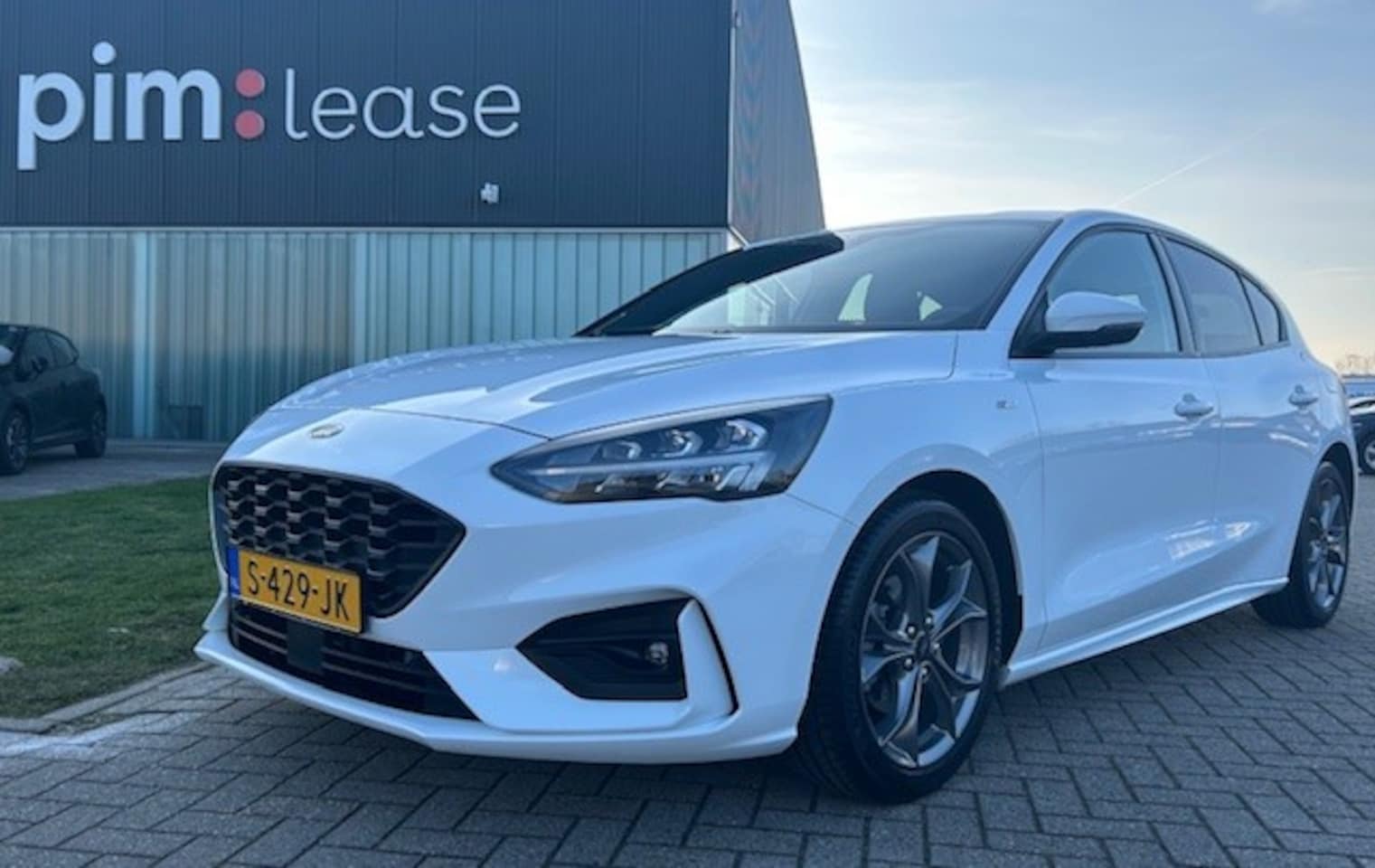 Ford Focus - 1.0 EcoBoost ST-Line X Automaat - AutoWereld.nl