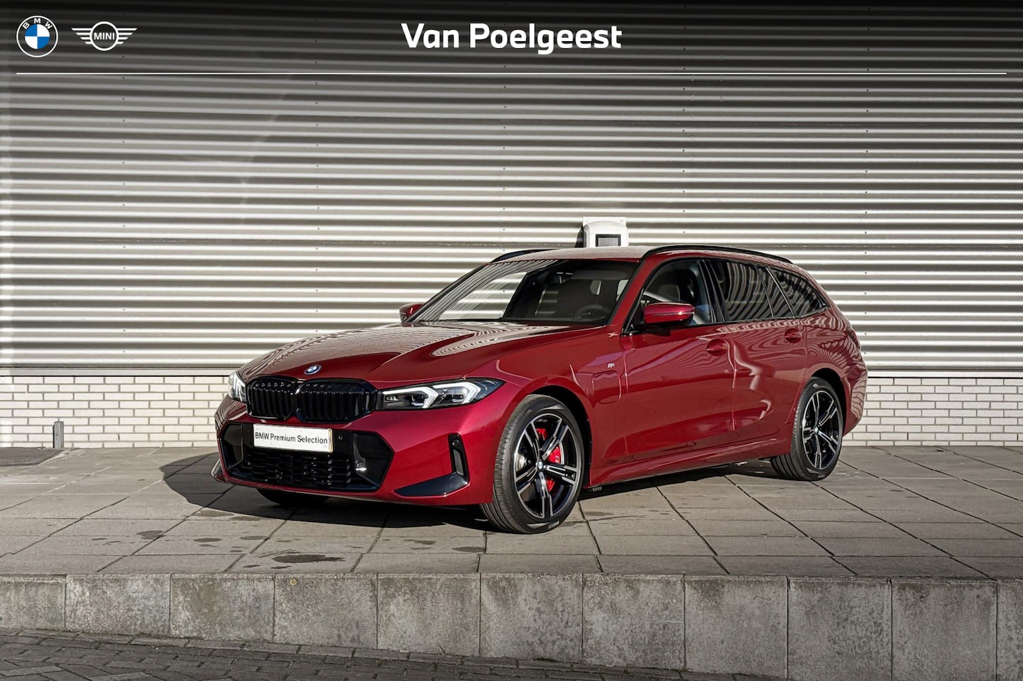 BMW 3-serie Touring - 330e / M Sportpakket Pro / HiFi / Getint glas achter - AutoWereld.nl