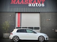 Volkswagen Golf - 2.0 TSI GTI Performance / Virtual / Pano / Adaptive cruise / Dcc / Santiago / Dynaudio / J