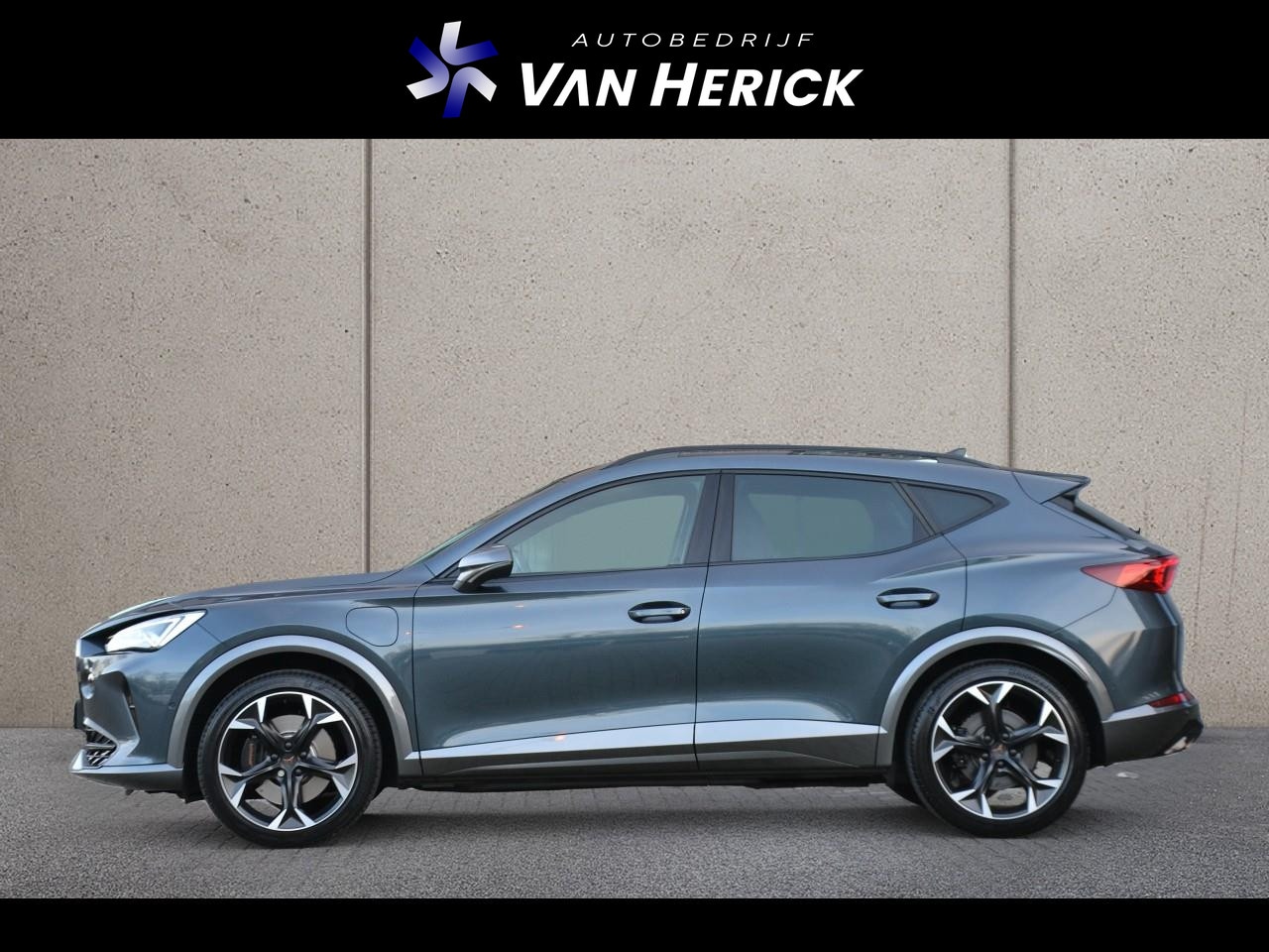 CUPRA Formentor - 1.4 e-Hybrid VZ Performance 245PK | ACC | Achteruitrijcamera | Stoelverwarming - AutoWereld.nl