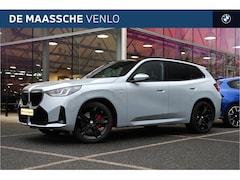 BMW X3 - 30e xDrive M Sport Automaat / Panoramadak / Trekhaak / Sportstoelen / Adaptieve LED / Stoe