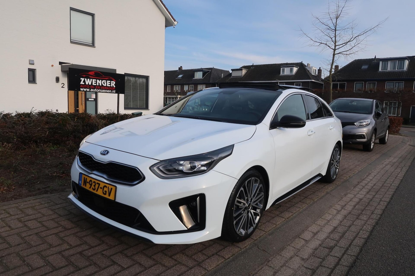 Kia Pro cee'd - 1.5 T-GDi GT-PlusLine Aut|PANORAMADAK|CAMERA|MEMORY|KEYLESS|JBL|ORIGINEEL NEDERLANDS - AutoWereld.nl