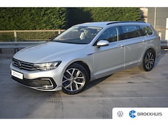 Volkswagen Passat Variant - 1.4 TSI 218PK PHEV GTE Business | Stoelverwarming voor | Climatronic 3-zones | Achteruitri
