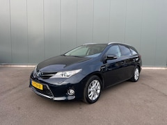 Toyota Auris Touring Sports - 1.8 Hybrid Lease+ DEALER ONDERHOUDEN | PANORAMA