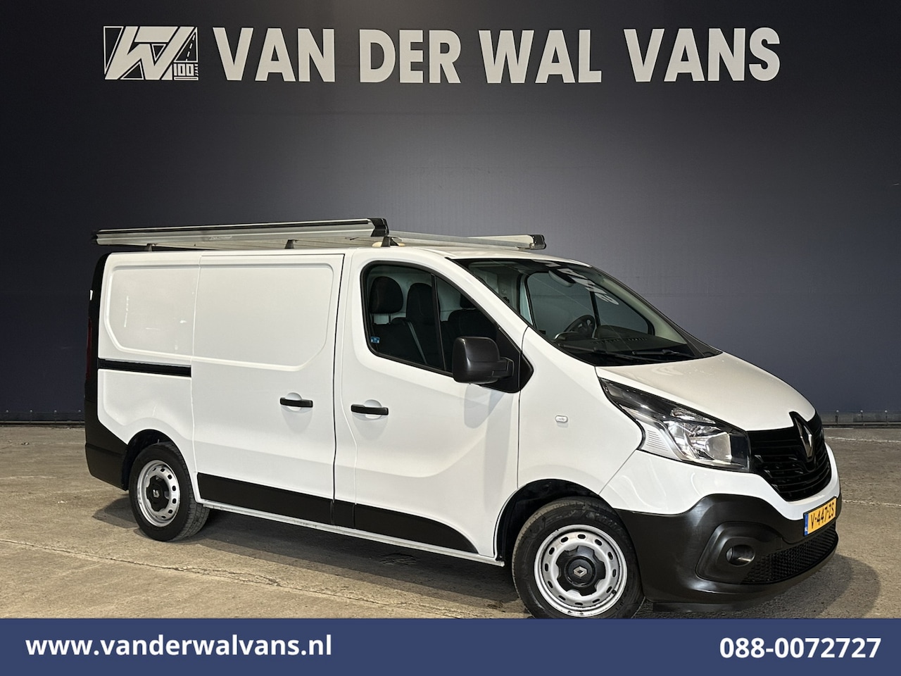 Renault Trafic - 1.6 dCi 126pk L1H1 Euro6 Airco | Imperiaal | Navigatie | Trekhaak | Cruisecontrol | Parkee - AutoWereld.nl