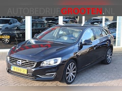 Volvo V60 - 2.4 D6 AWD Plug-In Hybrid Pure Limited//Schuifdak