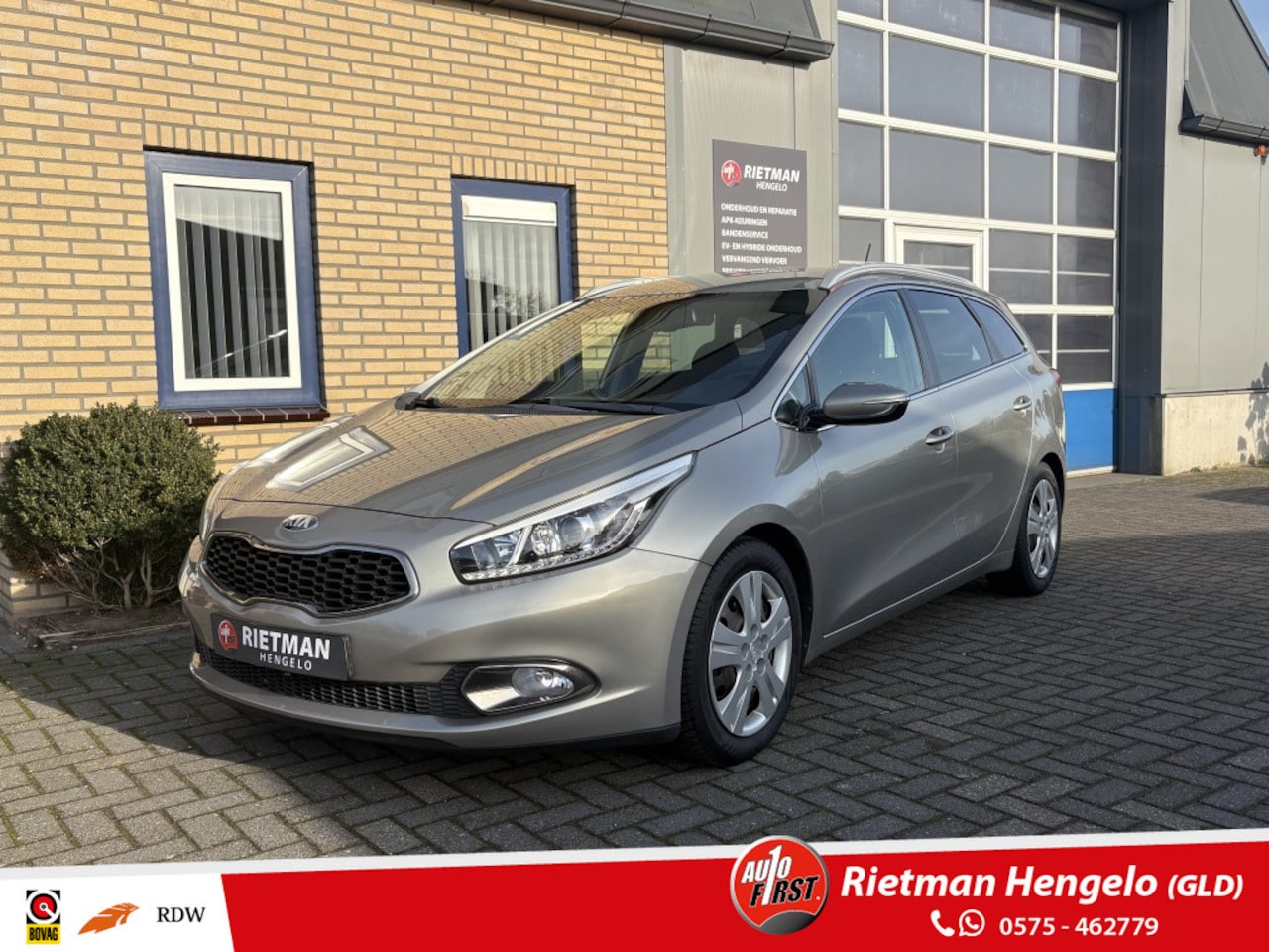 Kia Cee'd Sportswagon - 1.6 GDI BusinessLine CAMERA-TREKHAAK-NAVI - AutoWereld.nl