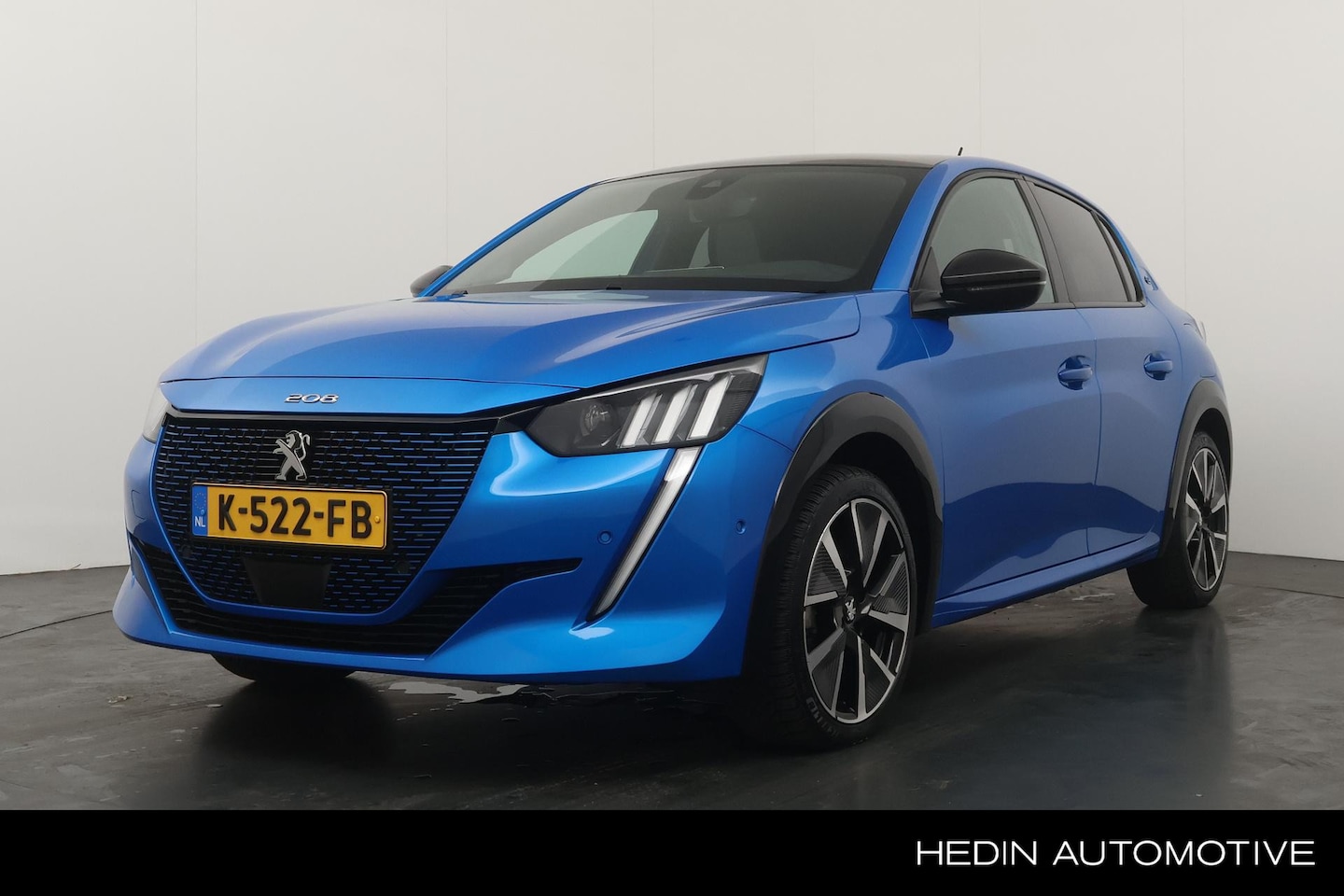Peugeot e-208 - EV GT Première 50 kWh | Stoelverwarming | Navigatie | Panoramadak | Adaptive Cruise Contro - AutoWereld.nl