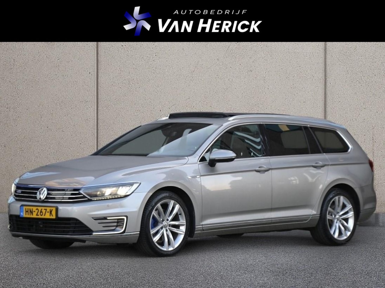 Volkswagen Passat Variant - 1.4 TSI GTE Highline | Panoramadak | Winterpakket | 360 Camera - AutoWereld.nl