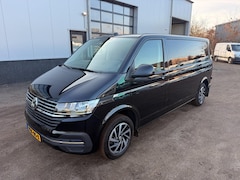 Volkswagen Transporter - 2.0 TDI 150PK L2H1 Navi / Trekhaak