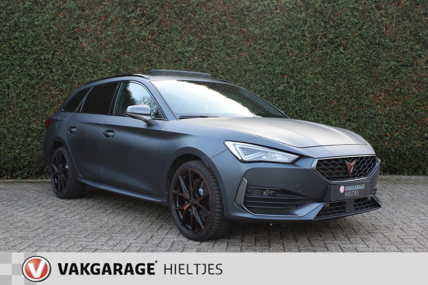 CUPRA Leon Sportstourer - 1.4 e-Hybrid VZ Copper Edition - AutoWereld.nl